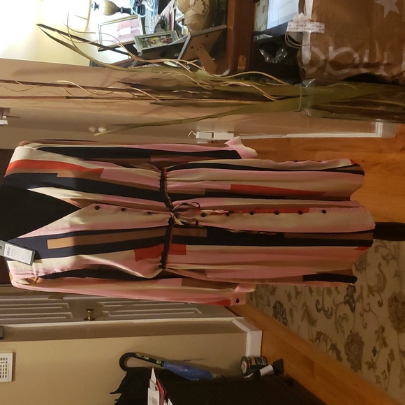 Large Vera Modano Multi-Colored Shirt dress - Picture 3 of 8